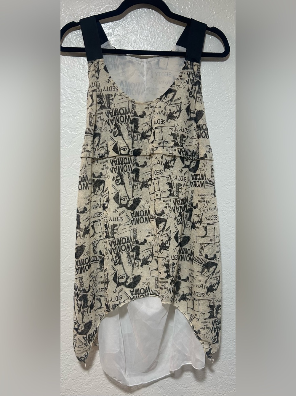 Sleeveless Newspaper-Print High-Low Tunic Top - Black on Cream